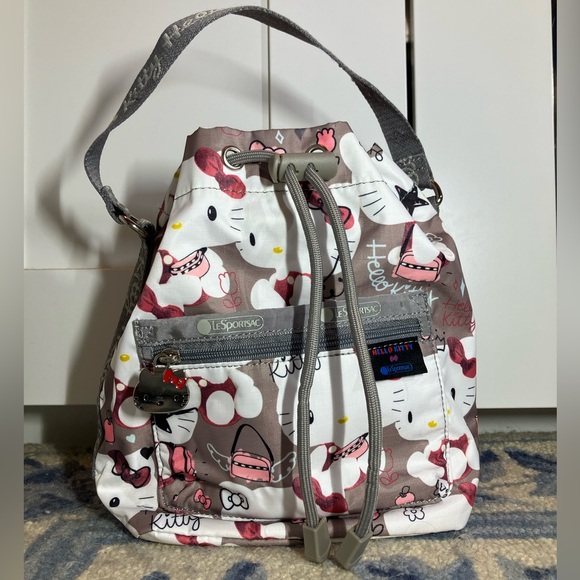 Lesportsac Handbags - LeSportsac Hello Kitty Bucket Bag